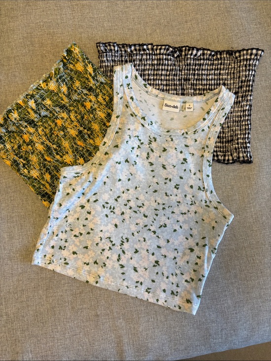 Aritzia Tops - Sunday Best / Sun-deh summer tops.  Includes 2 tube tops, and 1 tank.